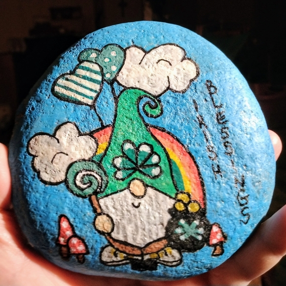 Hand Painted Irish Gnome Rock - Picture 1 of 2